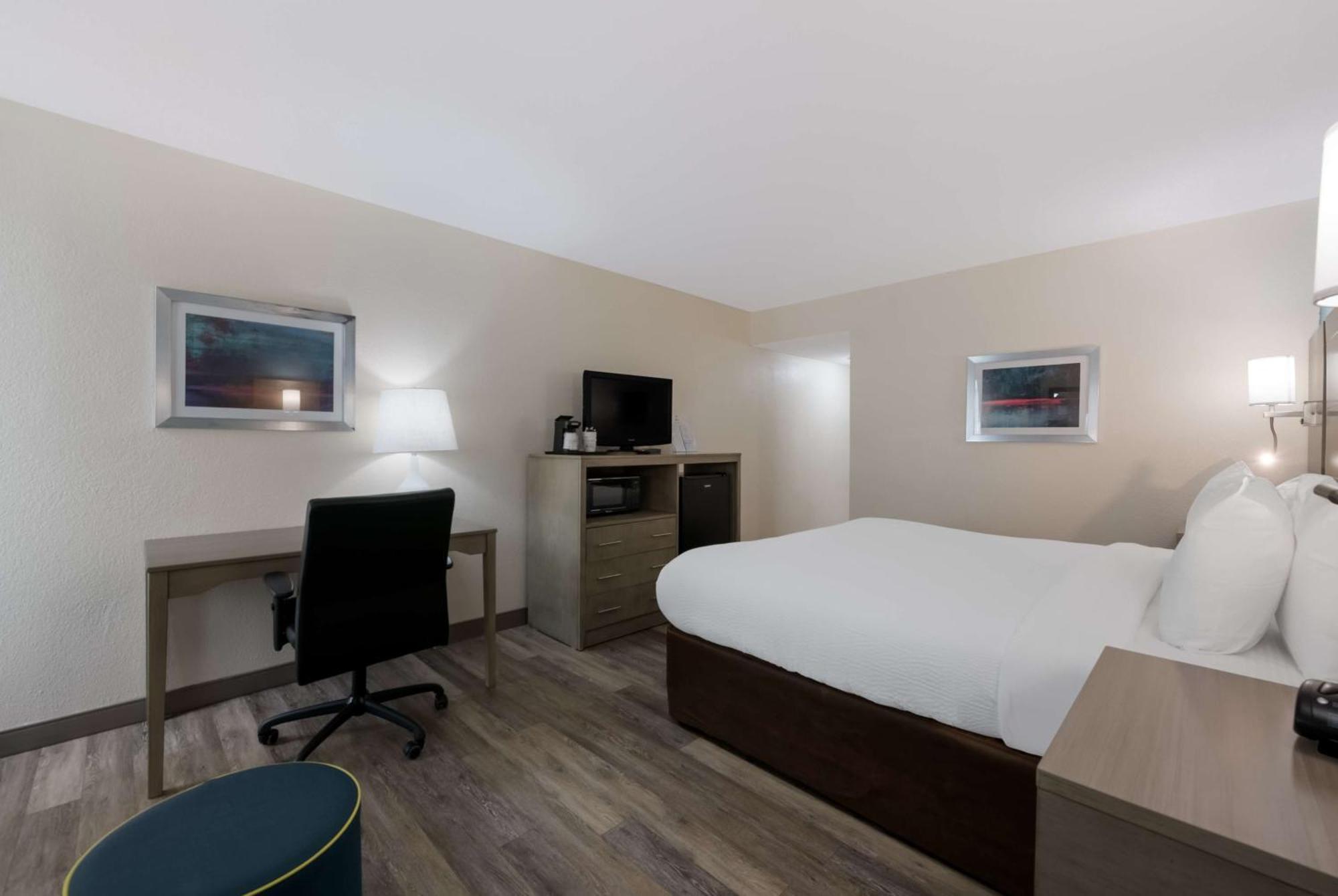 Best Western Hampton Coliseum Inn Eksteriør bilde