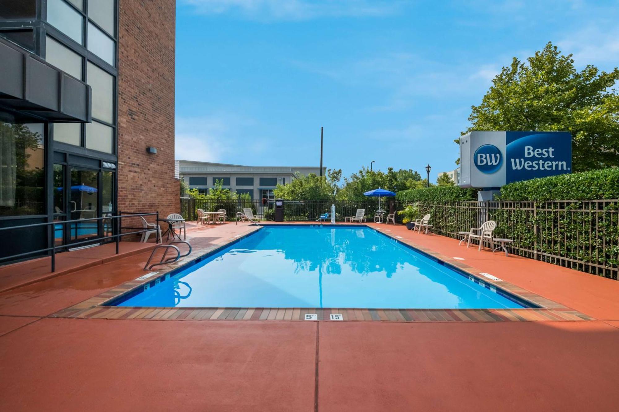 Best Western Hampton Coliseum Inn Eksteriør bilde