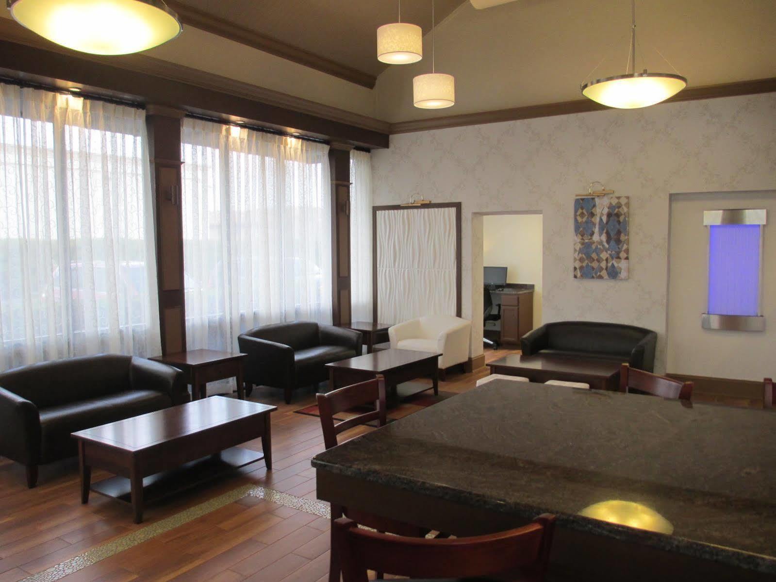 Best Western Hampton Coliseum Inn Eksteriør bilde